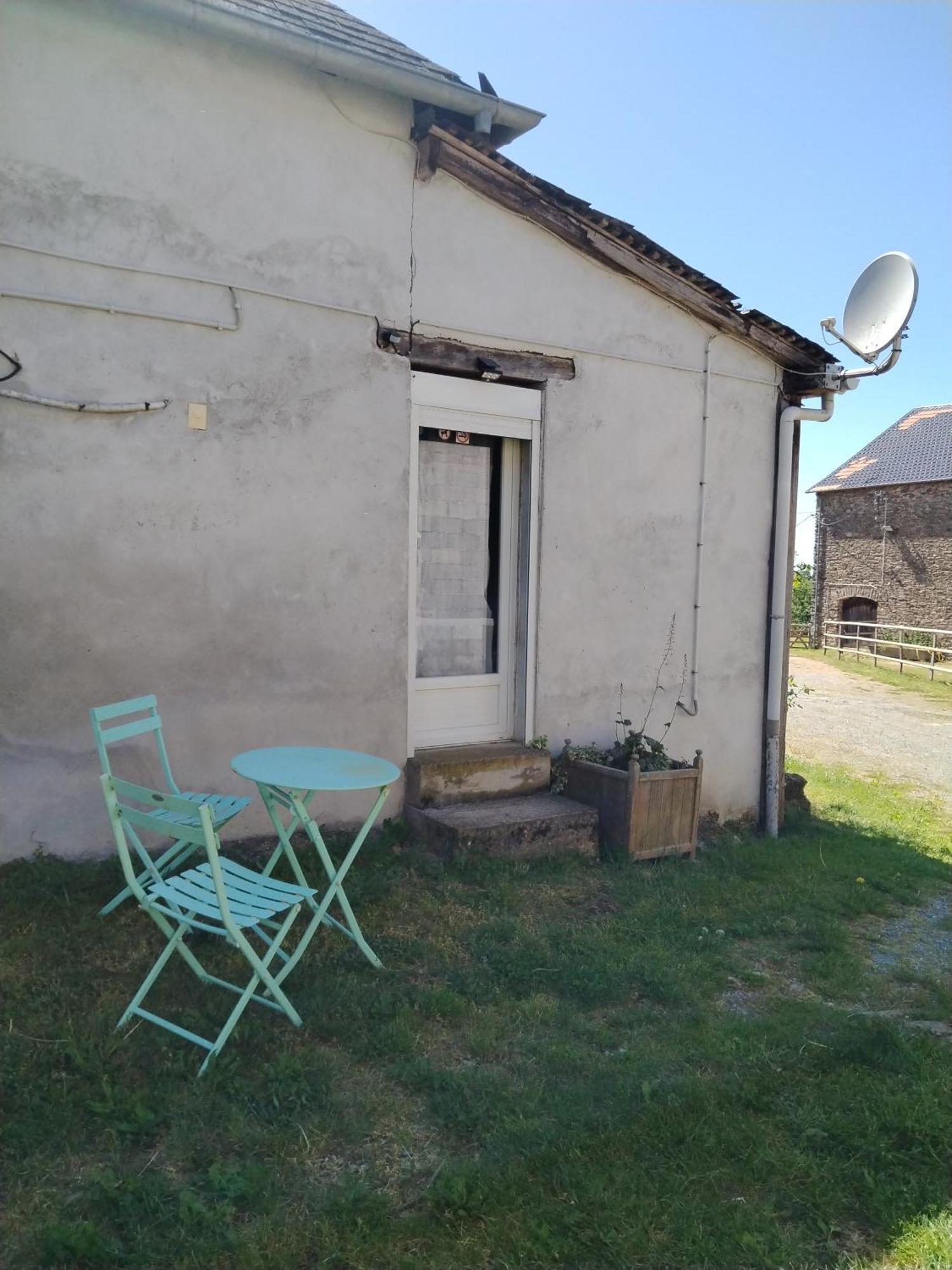 Accommodation A La Ferme Lubersac エクステリア 写真
